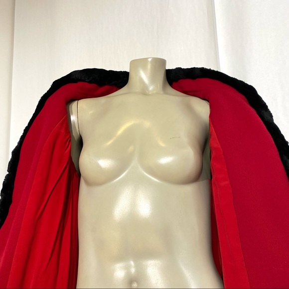 Vintage Red and Black Wool Coat - Picture 11 of 14